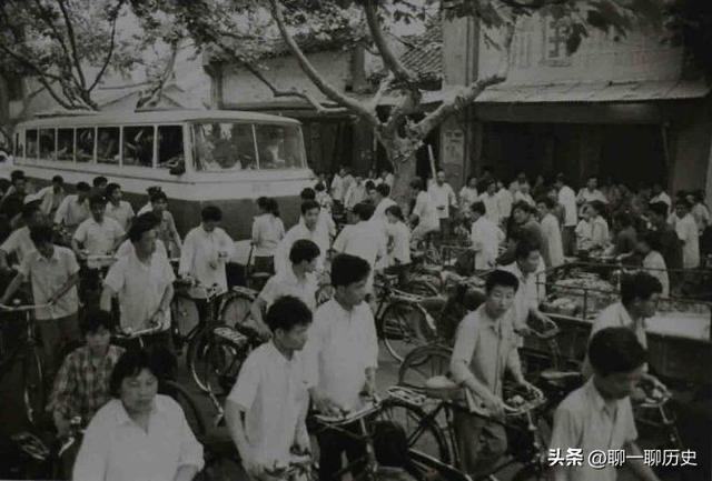 1980年代第一百货商店前街景