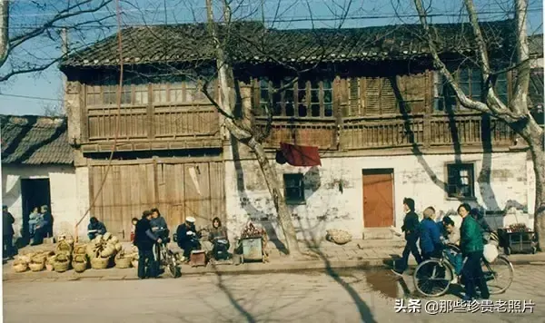 1980年代第一楼街东侧民居