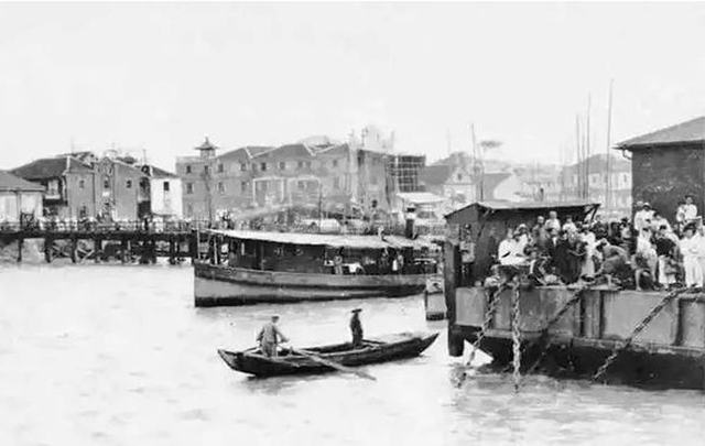 1928年，镇江码头