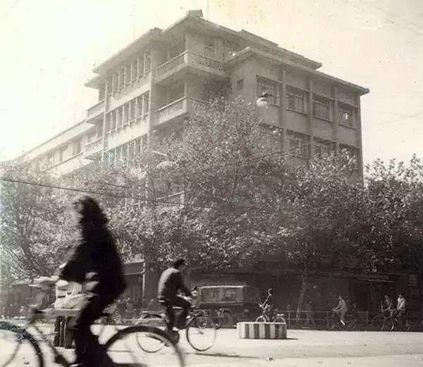 京江大楼