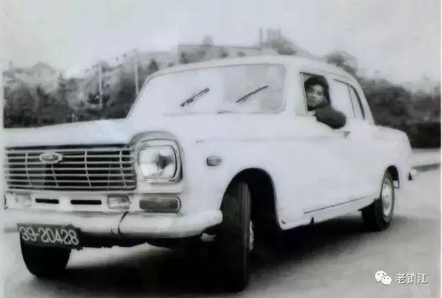 1982年后，随着上海轿车的淘…
